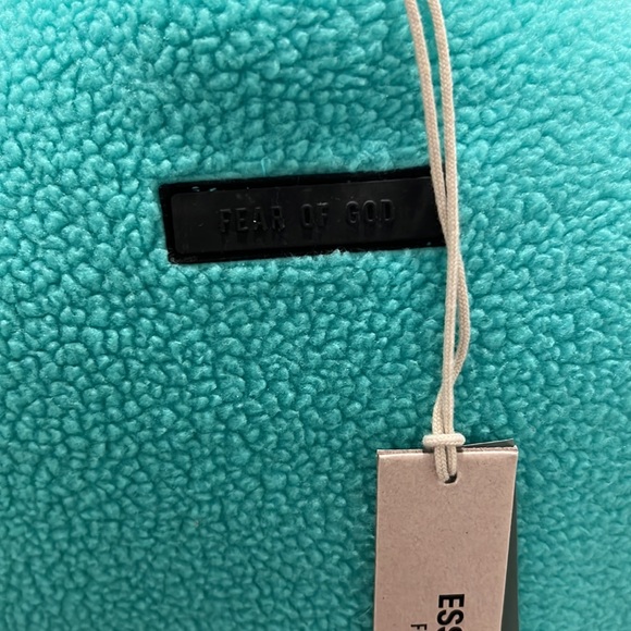 Fear of God Essentials Polar Fleece Crewneck - Picture 4 of 9